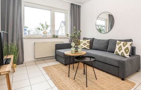Diese stilvolle Wohnung eignet sich für bis zu vier Personen. Ein Besucher kann auf dem Ausziehsofa im Wohnzimmer nächtigen. Öffentliche Verkehrsmittel und die Innenstadt Essens sind in wenigen Minuten erreichbar. Die Unversität Essen ist in knapp 10...
